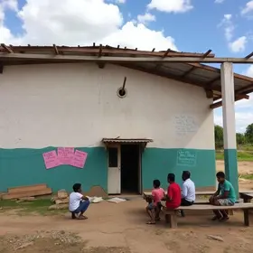 reformas nas escolas de Cuiabá